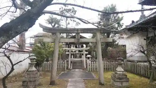 妙顯寺（妙顕寺）の鳥居