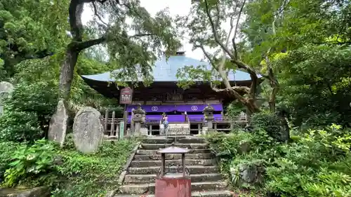 西明寺の本殿