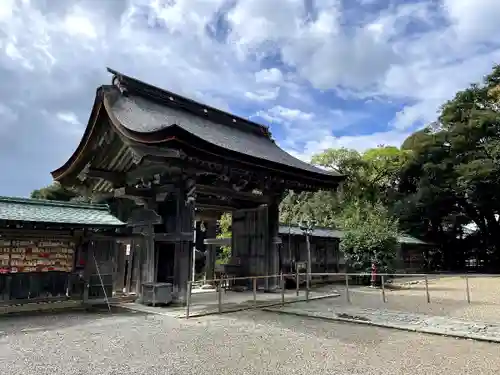 氣多大社の山門