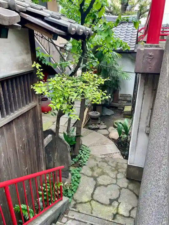薬王寺の{uncategorized: "未分類", other: "その他", undefined: "問題あり", building: "その他建物", grave: "お墓", sacred_gate: "鳥居", guardian: "狛犬", statue: "像", buddha: "仏像", history: "歴史", nature: "自然", garden: "庭園", animal: "動物", pagoda: "塔", temizu: "手水舎", mountain_gate: "山門・神門", sanctuary: "本殿・本堂", subordinate: "末社・摂社", art: "芸術", scenery: "景色", jizo: "地蔵", ema: "絵馬", goshuin: "御朱印", omikuji: "おみくじ", items: "授与品その他", amulet: "お守り", goshuincho: "御朱印帳", eats: "食事", festival: "お祭り", votive_dance: "神楽", shichigosan: "七五三参", wedding: "結婚式", experience: "体験その他", initially: "初詣", around: "周辺", anti_infection: "感染症対策"}