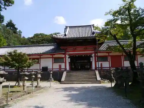 手向山八幡宮の山門