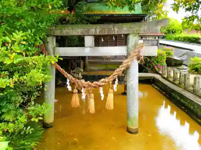 水分神社(上条弁財天)の鳥居
