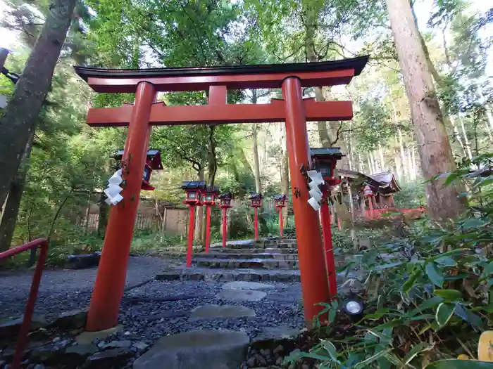 貴船神社結社の鳥居