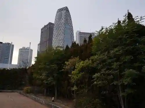 京王開運稲荷大明神の景色