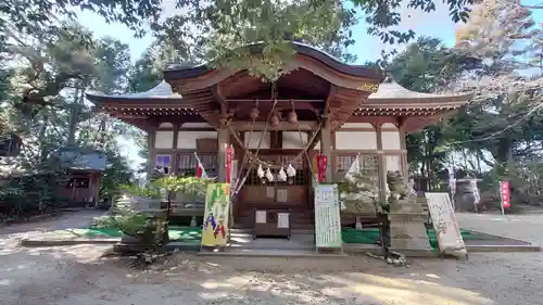 佐麻久嶺神社の本殿