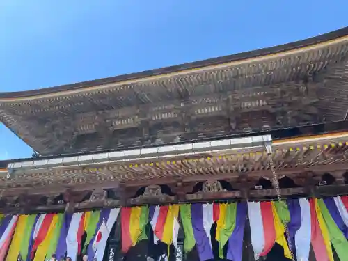 金峯山寺の{uncategorized: "未分類", other: "その他", undefined: "問題あり", building: "その他建物", grave: "お墓", sacred_gate: "鳥居", guardian: "狛犬", statue: "像", buddha: "仏像", history: "歴史", nature: "自然", garden: "庭園", animal: "動物", pagoda: "塔", temizu: "手水舎", mountain_gate: "山門・神門", sanctuary: "本殿・本堂", subordinate: "末社・摂社", art: "芸術", scenery: "景色", jizo: "地蔵", ema: "絵馬", goshuin: "御朱印", omikuji: "おみくじ", items: "授与品その他", amulet: "お守り", goshuincho: "御朱印帳", eats: "食事", festival: "お祭り", votive_dance: "神楽", shichigosan: "七五三参", wedding: "結婚式", experience: "体験その他", initially: "初詣", around: "周辺", anti_infection: "感染症対策"}
