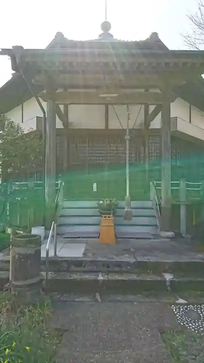 高野寺の本殿・本堂