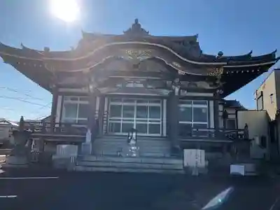 妙蓮寺の本殿