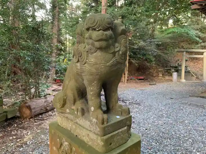 笹子神社の狛犬