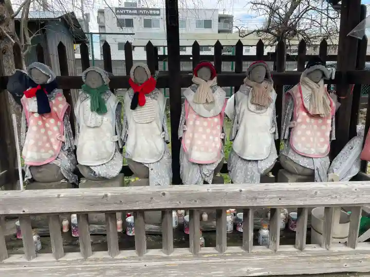 沼影観音堂(廣田寺)の{uncategorized: "未分類", other: "その他", undefined: "問題あり", building: "その他建物", grave: "お墓", sacred_gate: "鳥居", guardian: "狛犬", statue: "像", buddha: "仏像", history: "歴史", nature: "自然", garden: "庭園", animal: "動物", pagoda: "塔", temizu: "手水舎", mountain_gate: "山門・神門", sanctuary: "本殿・本堂", subordinate: "末社・摂社", art: "芸術", scenery: "景色", jizo: "地蔵", ema: "絵馬", goshuin: "御朱印", omikuji: "おみくじ", items: "授与品その他", amulet: "お守り", goshuincho: "御朱印帳", eats: "食事", festival: "お祭り", votive_dance: "神楽", shichigosan: "七五三参", wedding: "結婚式", experience: "体験その他", initially: "初詣", around: "周辺", anti_infection: "感染症対策"}