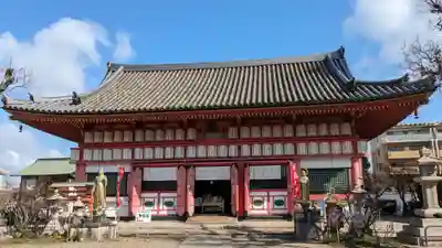 愛染堂勝鬘院の本殿・本堂