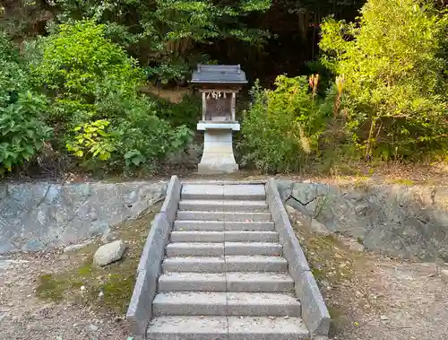 日御碕神社の末社