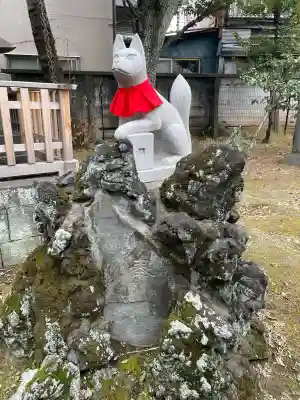 靍護稲荷神社の{uncategorized: "未分類", other: "その他", undefined: "問題あり", building: "その他建物", grave: "お墓", sacred_gate: "鳥居", guardian: "狛犬", statue: "像", buddha: "仏像", history: "歴史", nature: "自然", garden: "庭園", animal: "動物", pagoda: "塔", temizu: "手水舎", mountain_gate: "山門・神門", sanctuary: "本殿・本堂", subordinate: "末社・摂社", art: "芸術", scenery: "景色", jizo: "地蔵", ema: "絵馬", goshuin: "御朱印", omikuji: "おみくじ", items: "授与品その他", amulet: "お守り", goshuincho: "御朱印帳", eats: "食事", festival: "お祭り", votive_dance: "神楽", shichigosan: "七五三参", wedding: "結婚式", experience: "体験その他", initially: "初詣", around: "周辺", anti_infection: "感染症対策"}