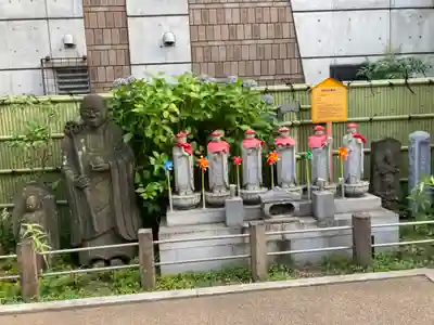 谷中西光寺の地蔵