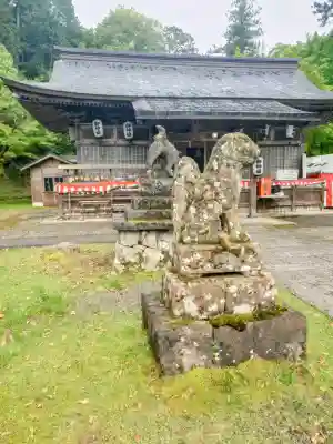 養父神社の{uncategorized: "未分類", other: "その他", undefined: "問題あり", building: "その他建物", grave: "お墓", sacred_gate: "鳥居", guardian: "狛犬", statue: "像", buddha: "仏像", history: "歴史", nature: "自然", garden: "庭園", animal: "動物", pagoda: "塔", temizu: "手水舎", mountain_gate: "山門・神門", sanctuary: "本殿・本堂", subordinate: "末社・摂社", art: "芸術", scenery: "景色", jizo: "地蔵", ema: "絵馬", goshuin: "御朱印", omikuji: "おみくじ", items: "授与品その他", amulet: "お守り", goshuincho: "御朱印帳", eats: "食事", festival: "お祭り", votive_dance: "神楽", shichigosan: "七五三参", wedding: "結婚式", experience: "体験その他", initially: "初詣", around: "周辺", anti_infection: "感染症対策"}