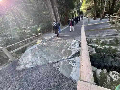 伊勢神宮外宮（豊受大神宮）の{uncategorized: "未分類", other: "その他", undefined: "問題あり", building: "その他建物", grave: "お墓", sacred_gate: "鳥居", guardian: "狛犬", statue: "像", buddha: "仏像", history: "歴史", nature: "自然", garden: "庭園", animal: "動物", pagoda: "塔", temizu: "手水舎", mountain_gate: "山門・神門", sanctuary: "本殿・本堂", subordinate: "末社・摂社", art: "芸術", scenery: "景色", jizo: "地蔵", ema: "絵馬", goshuin: "御朱印", omikuji: "おみくじ", items: "授与品その他", amulet: "お守り", goshuincho: "御朱印帳", eats: "食事", festival: "お祭り", votive_dance: "神楽", shichigosan: "七五三参", wedding: "結婚式", experience: "体験その他", initially: "初詣", around: "周辺", anti_infection: "感染症対策"}