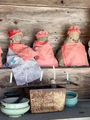 文月地蔵堂の{uncategorized: "未分類", other: "その他", undefined: "問題あり", building: "その他建物", grave: "お墓", sacred_gate: "鳥居", guardian: "狛犬", statue: "像", buddha: "仏像", history: "歴史", nature: "自然", garden: "庭園", animal: "動物", pagoda: "塔", temizu: "手水舎", mountain_gate: "山門・神門", sanctuary: "本殿・本堂", subordinate: "末社・摂社", art: "芸術", scenery: "景色", jizo: "地蔵", ema: "絵馬", goshuin: "御朱印", omikuji: "おみくじ", items: "授与品その他", amulet: "お守り", goshuincho: "御朱印帳", eats: "食事", festival: "お祭り", votive_dance: "神楽", shichigosan: "七五三参", wedding: "結婚式", experience: "体験その他", initially: "初詣", around: "周辺", anti_infection: "感染症対策"}