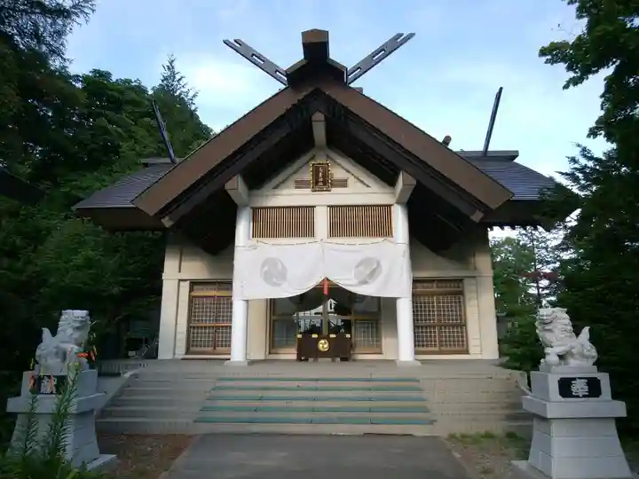 南豪神社の本殿・本堂