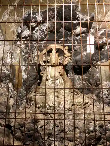 洞窟観音・徳明園・山徳記念館(群馬県)