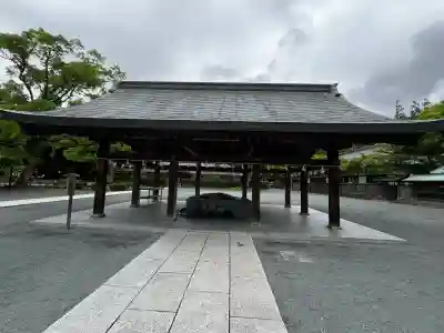 宗像大社の{uncategorized: "未分類", other: "その他", undefined: "問題あり", building: "その他建物", grave: "お墓", sacred_gate: "鳥居", guardian: "狛犬", statue: "像", buddha: "仏像", history: "歴史", nature: "自然", garden: "庭園", animal: "動物", pagoda: "塔", temizu: "手水舎", mountain_gate: "山門・神門", sanctuary: "本殿・本堂", subordinate: "末社・摂社", art: "芸術", scenery: "景色", jizo: "地蔵", ema: "絵馬", goshuin: "御朱印", omikuji: "おみくじ", items: "授与品その他", amulet: "お守り", goshuincho: "御朱印帳", eats: "食事", festival: "お祭り", votive_dance: "神楽", shichigosan: "七五三参", wedding: "結婚式", experience: "体験その他", initially: "初詣", around: "周辺", anti_infection: "感染症対策"}