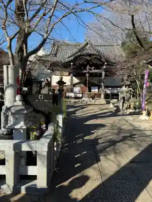 澤蔵司稲荷（慈眼院）の{uncategorized: "未分類", other: "その他", undefined: "問題あり", building: "その他建物", grave: "お墓", sacred_gate: "鳥居", guardian: "狛犬", statue: "像", buddha: "仏像", history: "歴史", nature: "自然", garden: "庭園", animal: "動物", pagoda: "塔", temizu: "手水舎", mountain_gate: "山門・神門", sanctuary: "本殿・本堂", subordinate: "末社・摂社", art: "芸術", scenery: "景色", jizo: "地蔵", ema: "絵馬", goshuin: "御朱印", omikuji: "おみくじ", items: "授与品その他", amulet: "お守り", goshuincho: "御朱印帳", eats: "食事", festival: "お祭り", votive_dance: "神楽", shichigosan: "七五三参", wedding: "結婚式", experience: "体験その他", initially: "初詣", around: "周辺", anti_infection: "感染症対策"}