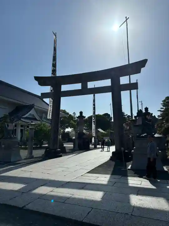 豊川閣 妙厳寺の{uncategorized: "未分類", other: "その他", undefined: "問題あり", building: "その他建物", grave: "お墓", sacred_gate: "鳥居", guardian: "狛犬", statue: "像", buddha: "仏像", history: "歴史", nature: "自然", garden: "庭園", animal: "動物", pagoda: "塔", temizu: "手水舎", mountain_gate: "山門・神門", sanctuary: "本殿・本堂", subordinate: "末社・摂社", art: "芸術", scenery: "景色", jizo: "地蔵", ema: "絵馬", goshuin: "御朱印", omikuji: "おみくじ", items: "授与品その他", amulet: "お守り", goshuincho: "御朱印帳", eats: "食事", festival: "お祭り", votive_dance: "神楽", shichigosan: "七五三参", wedding: "結婚式", experience: "体験その他", initially: "初詣", around: "周辺", anti_infection: "感染症対策"}