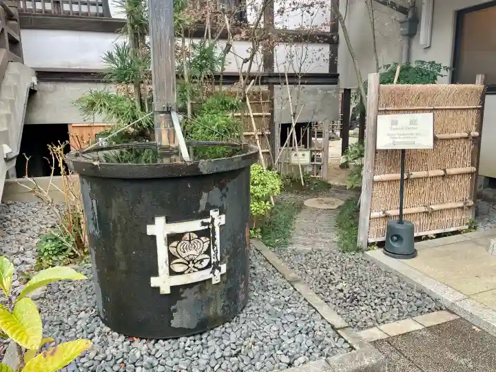 感通寺の{uncategorized: "未分類", other: "その他", undefined: "問題あり", building: "その他建物", grave: "お墓", sacred_gate: "鳥居", guardian: "狛犬", statue: "像", buddha: "仏像", history: "歴史", nature: "自然", garden: "庭園", animal: "動物", pagoda: "塔", temizu: "手水舎", mountain_gate: "山門・神門", sanctuary: "本殿・本堂", subordinate: "末社・摂社", art: "芸術", scenery: "景色", jizo: "地蔵", ema: "絵馬", goshuin: "御朱印", omikuji: "おみくじ", items: "授与品その他", amulet: "お守り", goshuincho: "御朱印帳", eats: "食事", festival: "お祭り", votive_dance: "神楽", shichigosan: "七五三参", wedding: "結婚式", experience: "体験その他", initially: "初詣", around: "周辺", anti_infection: "感染症対策"}