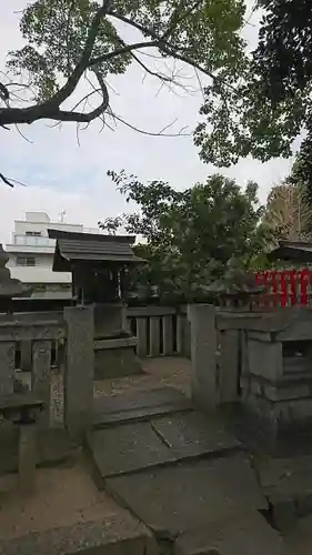 児ノ口社の末社・摂社