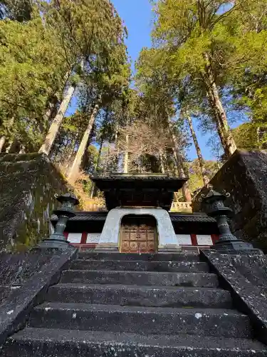 日光山輪王寺 大猷院の{uncategorized: "未分類", other: "その他", undefined: "問題あり", building: "その他建物", grave: "お墓", sacred_gate: "鳥居", guardian: "狛犬", statue: "像", buddha: "仏像", history: "歴史", nature: "自然", garden: "庭園", animal: "動物", pagoda: "塔", temizu: "手水舎", mountain_gate: "山門・神門", sanctuary: "本殿・本堂", subordinate: "末社・摂社", art: "芸術", scenery: "景色", jizo: "地蔵", ema: "絵馬", goshuin: "御朱印", omikuji: "おみくじ", items: "授与品その他", amulet: "お守り", goshuincho: "御朱印帳", eats: "食事", festival: "お祭り", votive_dance: "神楽", shichigosan: "七五三参", wedding: "結婚式", experience: "体験その他", initially: "初詣", around: "周辺", anti_infection: "感染症対策"}