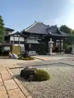法源寺の本殿・本堂