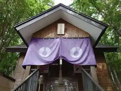 清田稲荷神社の本殿・本堂