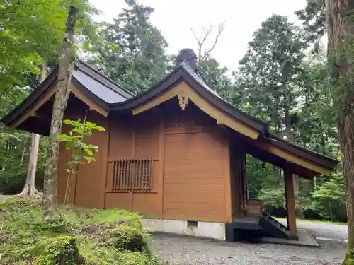 十里木八幡宮の本殿