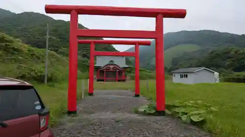 歌別稲荷神社の鳥居