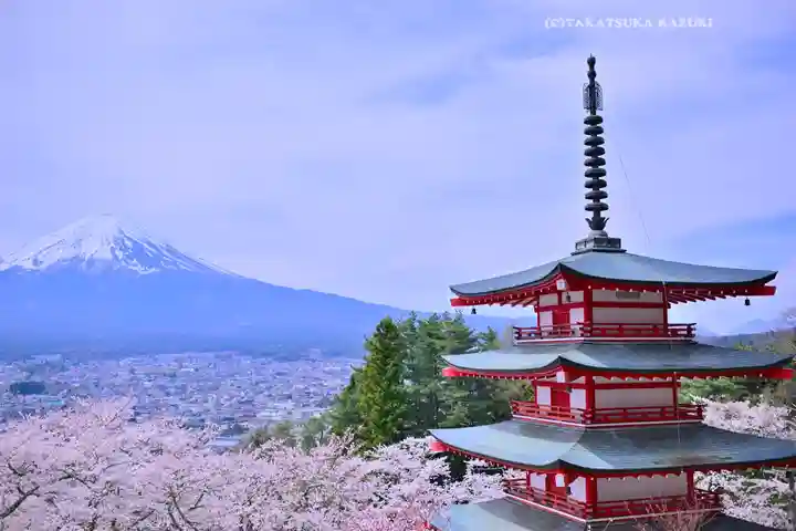 新倉富士浅間神社(山梨県)