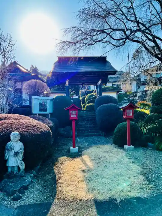 威徳院 極楽寺の{uncategorized: "未分類", other: "その他", undefined: "問題あり", building: "その他建物", grave: "お墓", sacred_gate: "鳥居", guardian: "狛犬", statue: "像", buddha: "仏像", history: "歴史", nature: "自然", garden: "庭園", animal: "動物", pagoda: "塔", temizu: "手水舎", mountain_gate: "山門・神門", sanctuary: "本殿・本堂", subordinate: "末社・摂社", art: "芸術", scenery: "景色", jizo: "地蔵", ema: "絵馬", goshuin: "御朱印", omikuji: "おみくじ", items: "授与品その他", amulet: "お守り", goshuincho: "御朱印帳", eats: "食事", festival: "お祭り", votive_dance: "神楽", shichigosan: "七五三参", wedding: "結婚式", experience: "体験その他", initially: "初詣", around: "周辺", anti_infection: "感染症対策"}