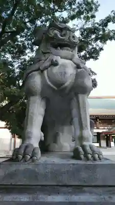 寒川神社の狛犬
