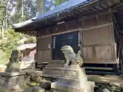 上衣文神明社の本殿