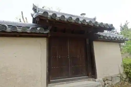 宝珠院の山門・神門