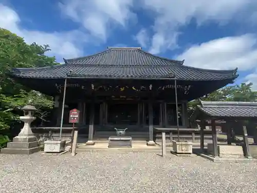 地藏院（寳蔵寺）の本殿・本堂