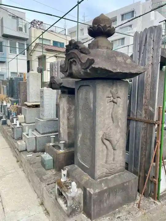 全勝寺の{uncategorized: "未分類", other: "その他", undefined: "問題あり", building: "その他建物", grave: "お墓", sacred_gate: "鳥居", guardian: "狛犬", statue: "像", buddha: "仏像", history: "歴史", nature: "自然", garden: "庭園", animal: "動物", pagoda: "塔", temizu: "手水舎", mountain_gate: "山門・神門", sanctuary: "本殿・本堂", subordinate: "末社・摂社", art: "芸術", scenery: "景色", jizo: "地蔵", ema: "絵馬", goshuin: "御朱印", omikuji: "おみくじ", items: "授与品その他", amulet: "お守り", goshuincho: "御朱印帳", eats: "食事", festival: "お祭り", votive_dance: "神楽", shichigosan: "七五三参", wedding: "結婚式", experience: "体験その他", initially: "初詣", around: "周辺", anti_infection: "感染症対策"}