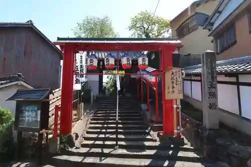 泉増院の山門