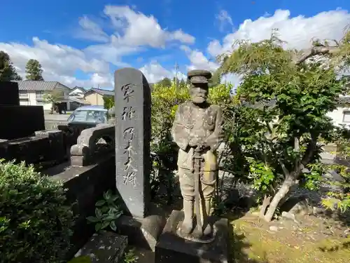 冷岩寺の像