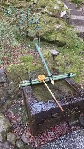 伊奈波神社の手水