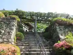 善峯寺の建物その他