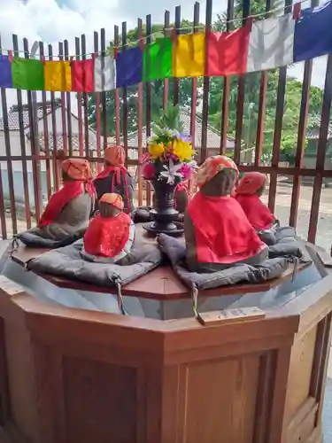 笠覆寺 (笠寺観音)の地蔵