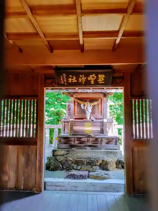 熊野神社の本殿・本堂