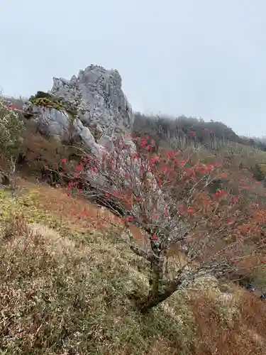 劔山本宮宝蔵石神社(徳島県)