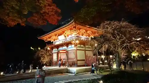 勝尾寺の山門