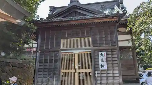 実行寺の末社