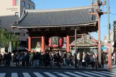 浅草寺の山門・神門